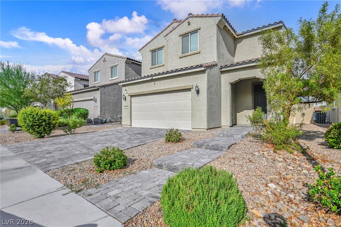5612 Hill Cliff Court — photo 2 of 39