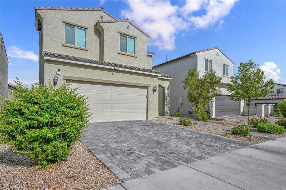 5612 Hill Cliff Court — photo 3 of 39