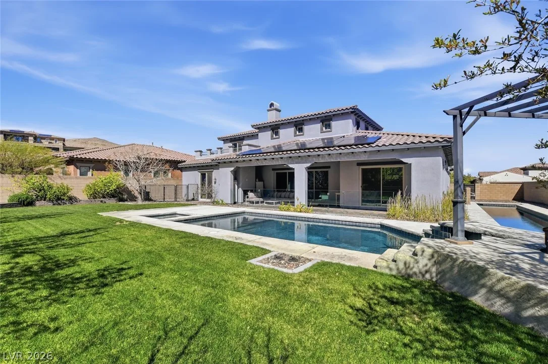 11 Grand Masters Drive — photo 3