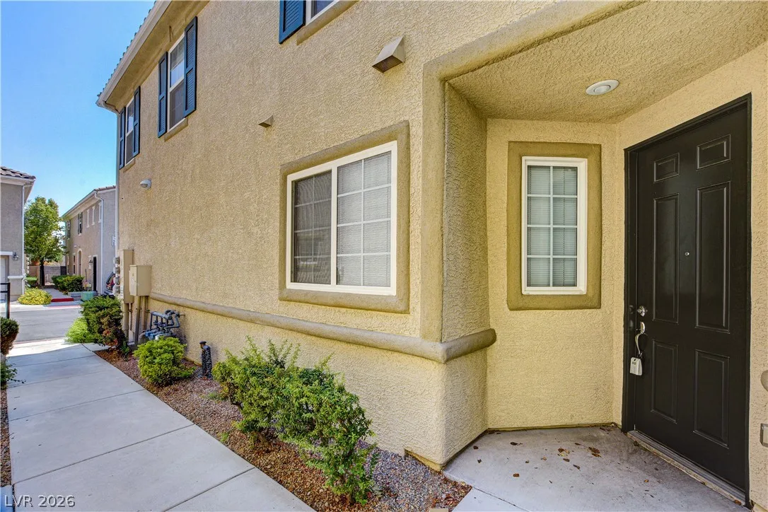 3909 Sweet Pine Street 102 — photo 5