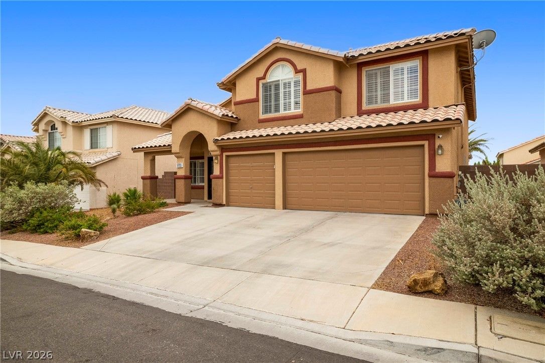 9785 Gallo Drive — photo 2