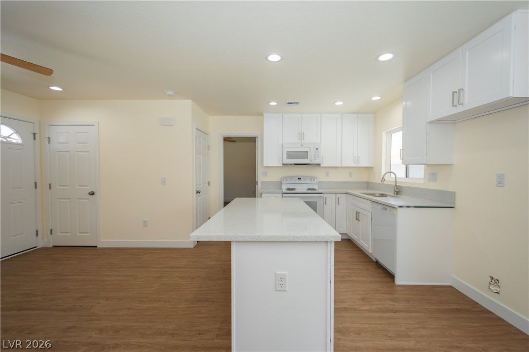 660 San Lorenzo Street 2 — photo 5