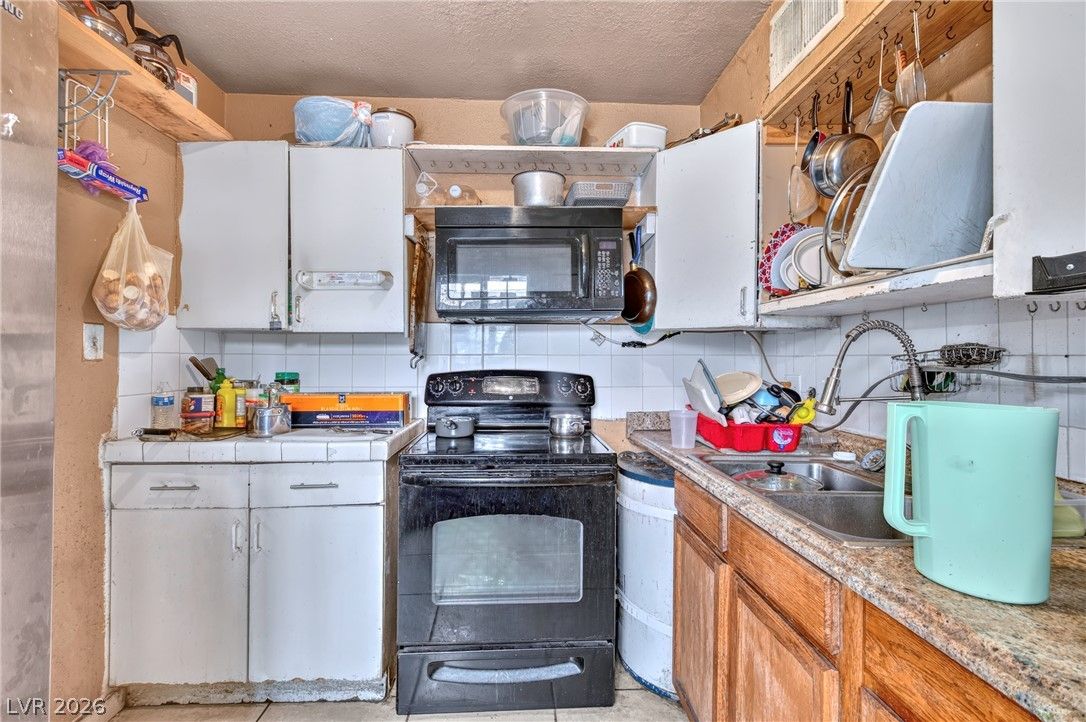1715 Santa Paula Drive — photo 5