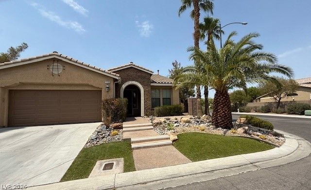 7176 Laramie Avenue — photo 2