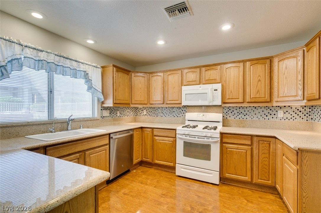 10009 Netherton Drive — photo 3