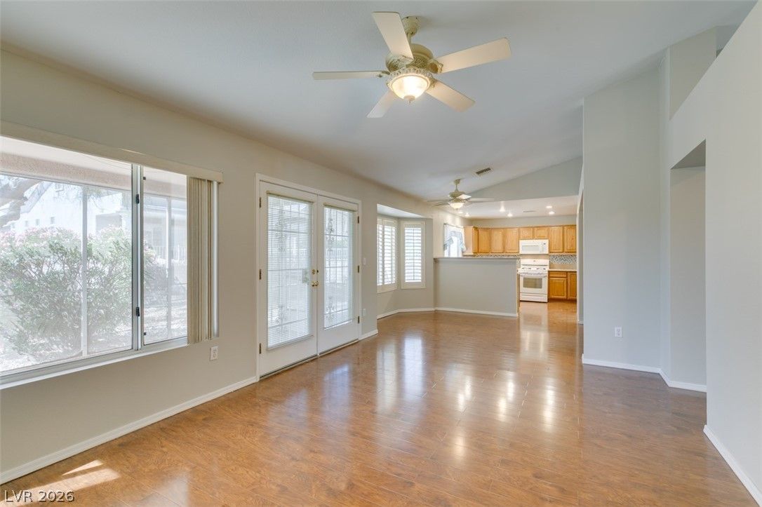 10009 Netherton Drive — photo 4