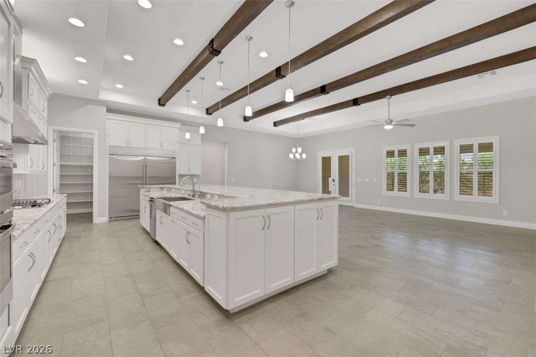 8425 South Tenaya Way — photo 4
