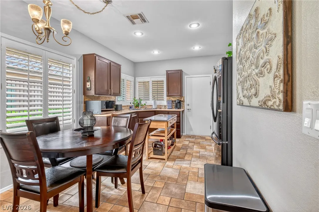 2328 Fossil Canyon Drive — photo 4