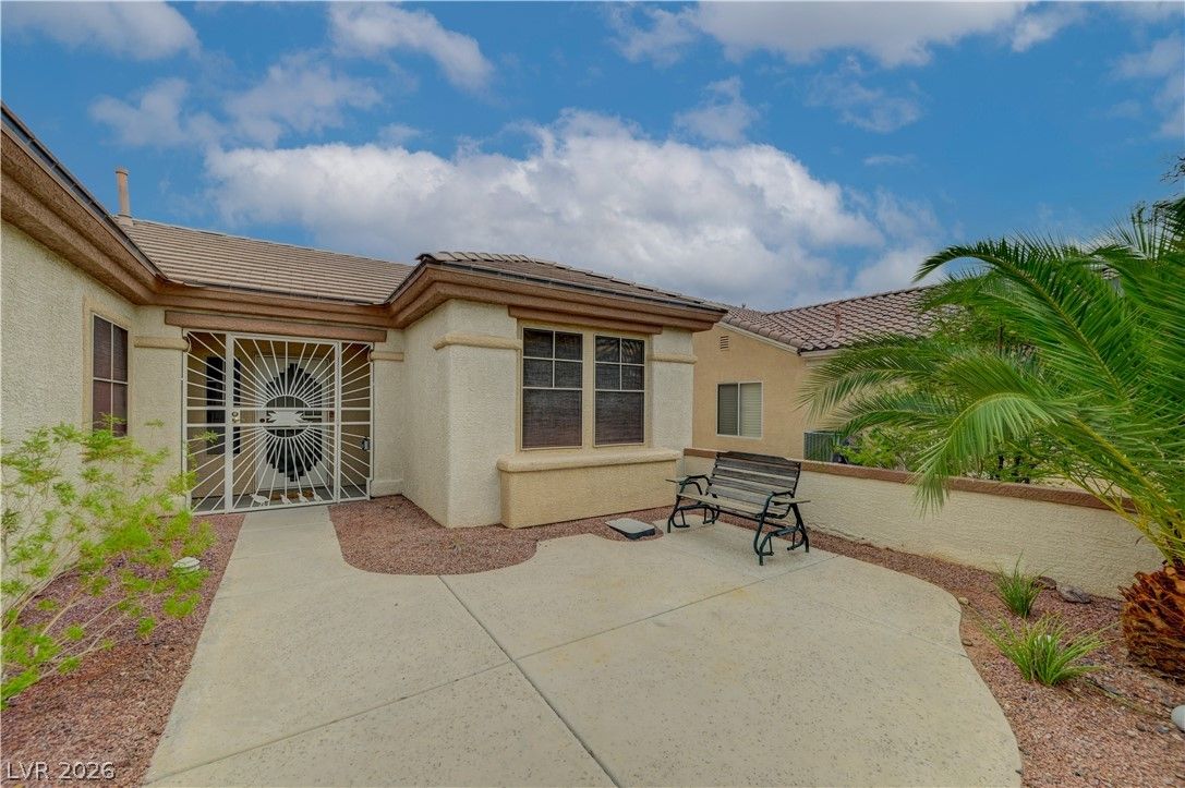1664 Black Fox Canyon Road — photo 3 of 39