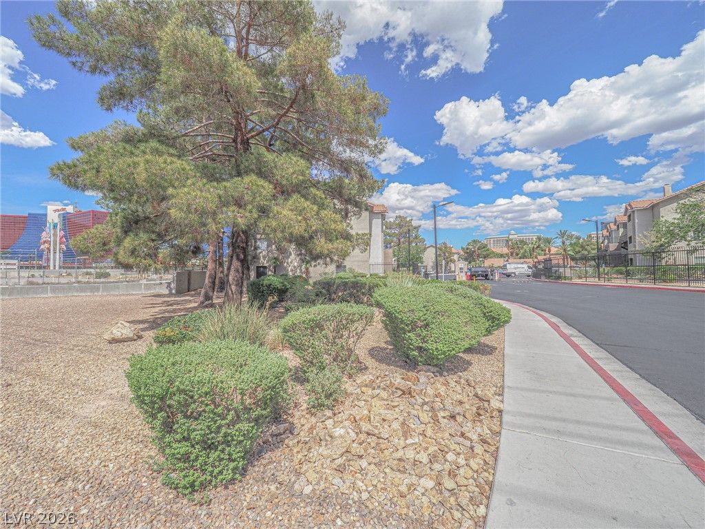 4200 South Valley View 1085 — photo 4