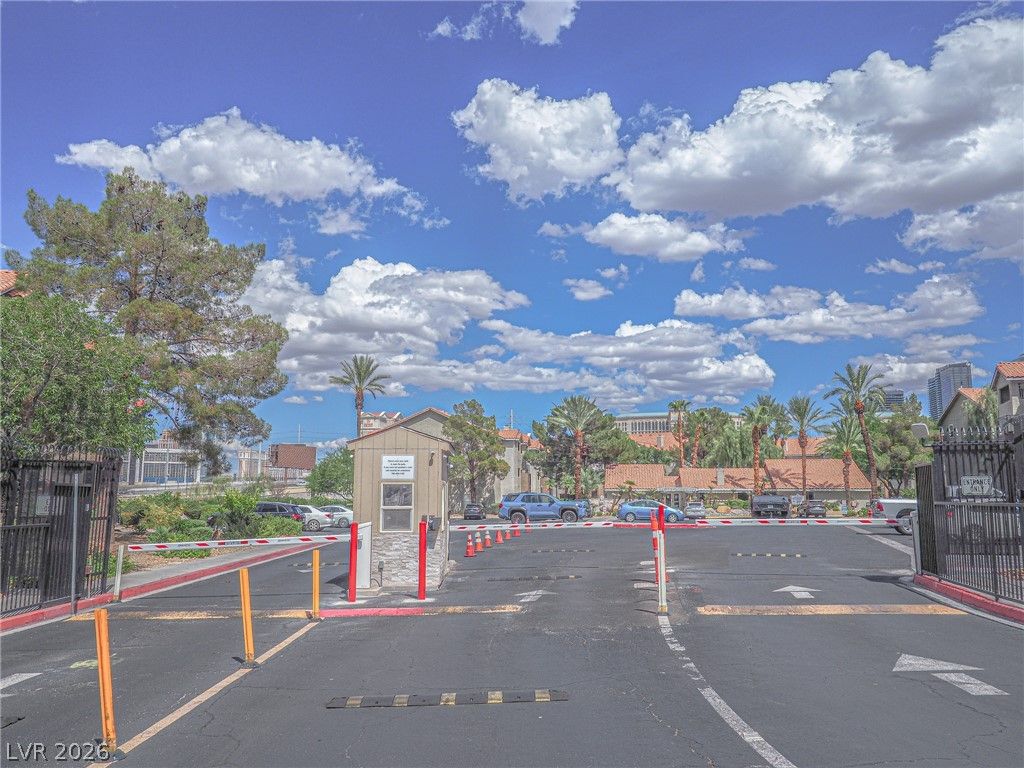 4200 South Valley View 1085 — photo 5