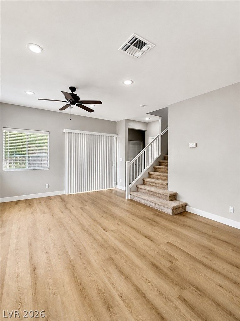 6393 Grays River Court — photo 3