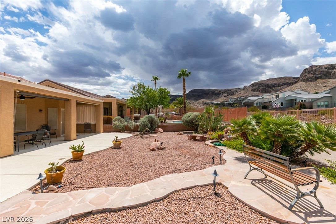 2087 King Mesa Drive — photo 5 of 17