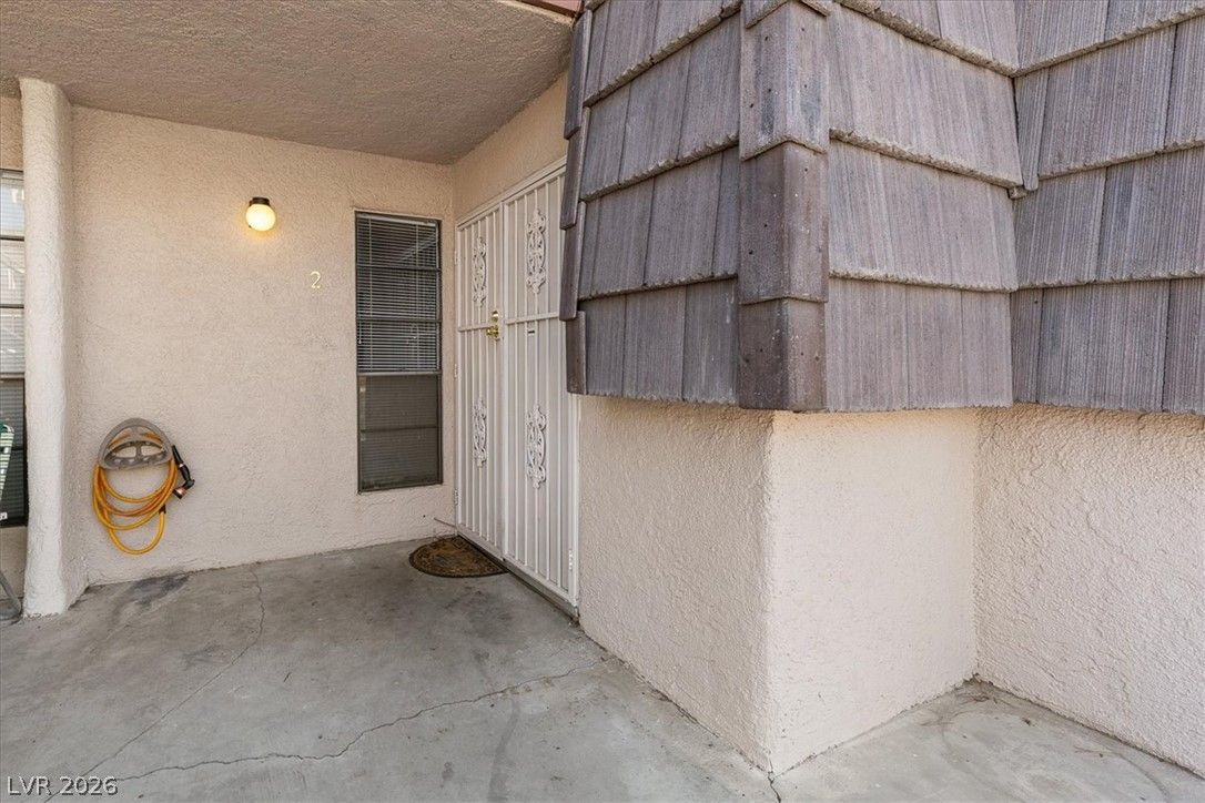 3925 CAMBRIDGE Street 2 — photo 3