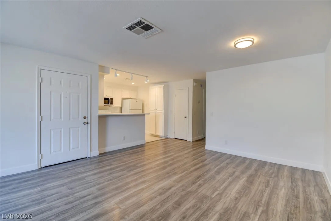 6867 Tamarus Street 202 — photo 4