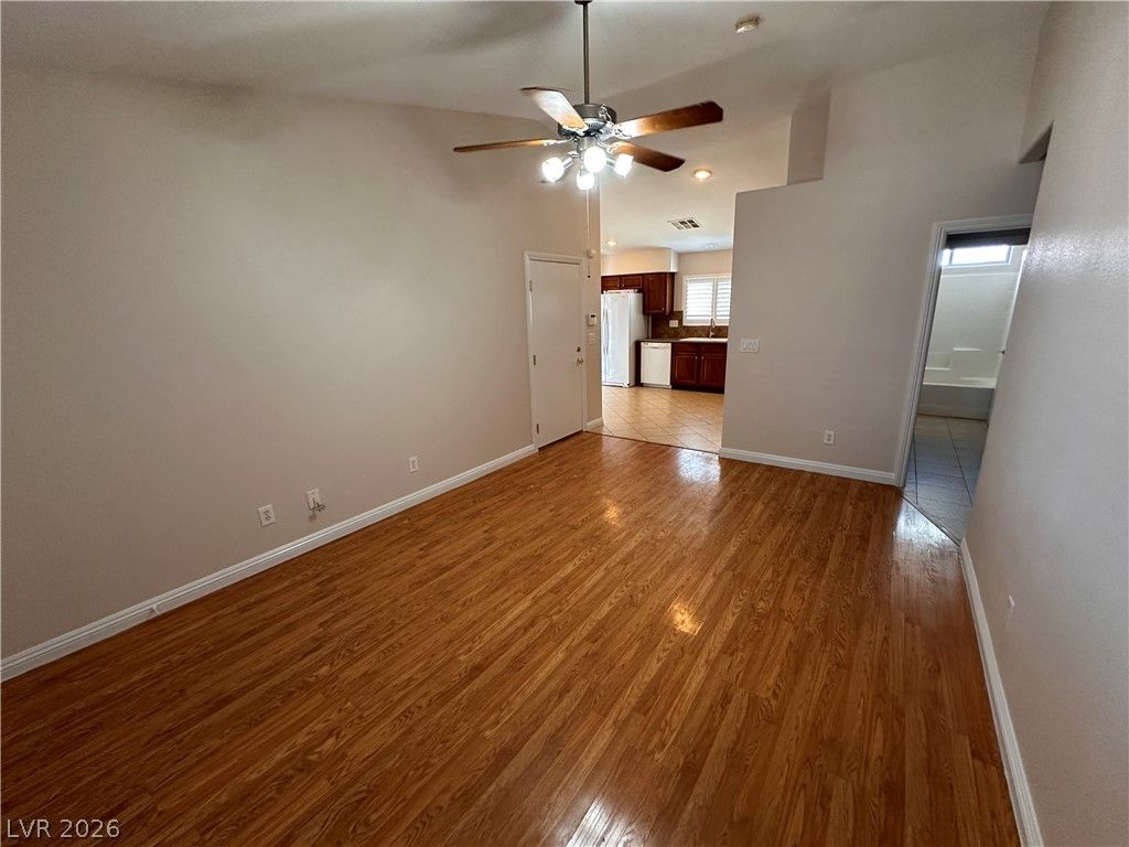 1480 Amitola Avenue — photo 5