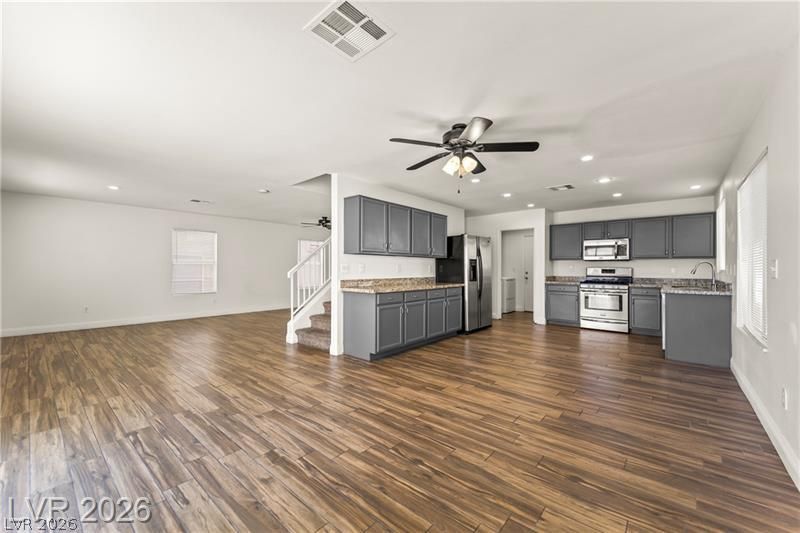 8708 Majestic Pine Avenue — photo 5 of 19