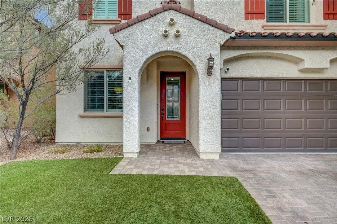 7694 Canyon Diablo Road — photo 3