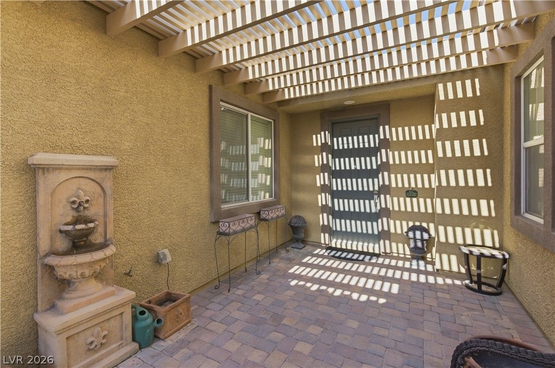 8618 Amber Autumn Street — photo 5