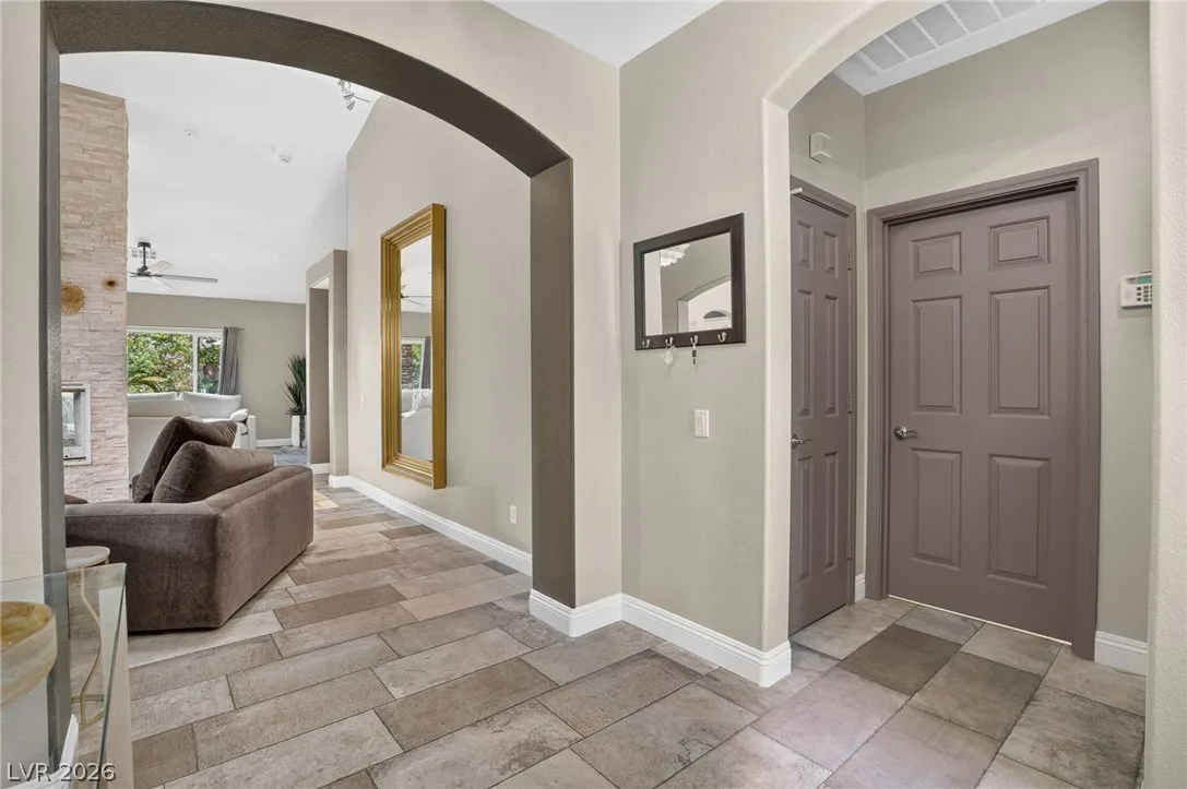 11212 Dell Cliffs Court — photo 5