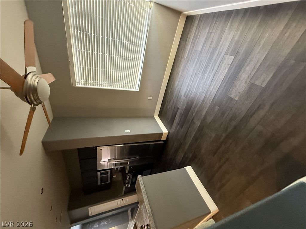 821 Peachy Canyon Circle 204 — photo 4