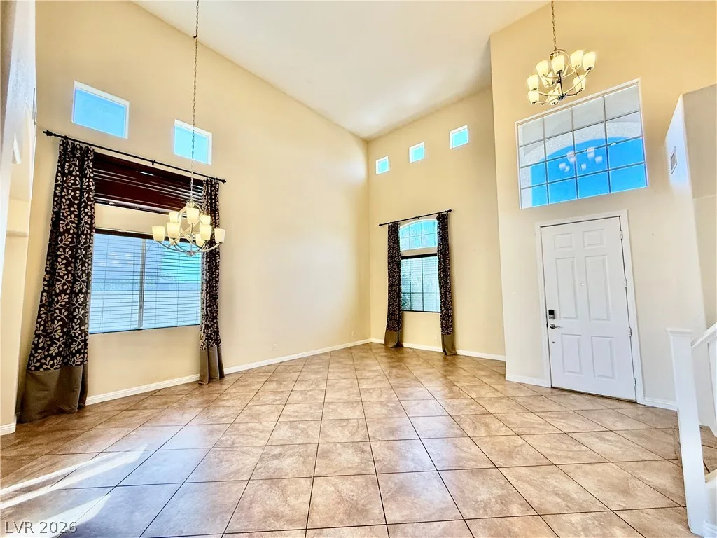 6800 Fruit Flower Avenue — photo 3