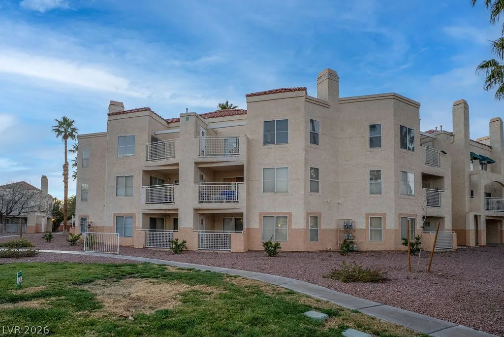 5000 Red Rock Street 218 — photo 3