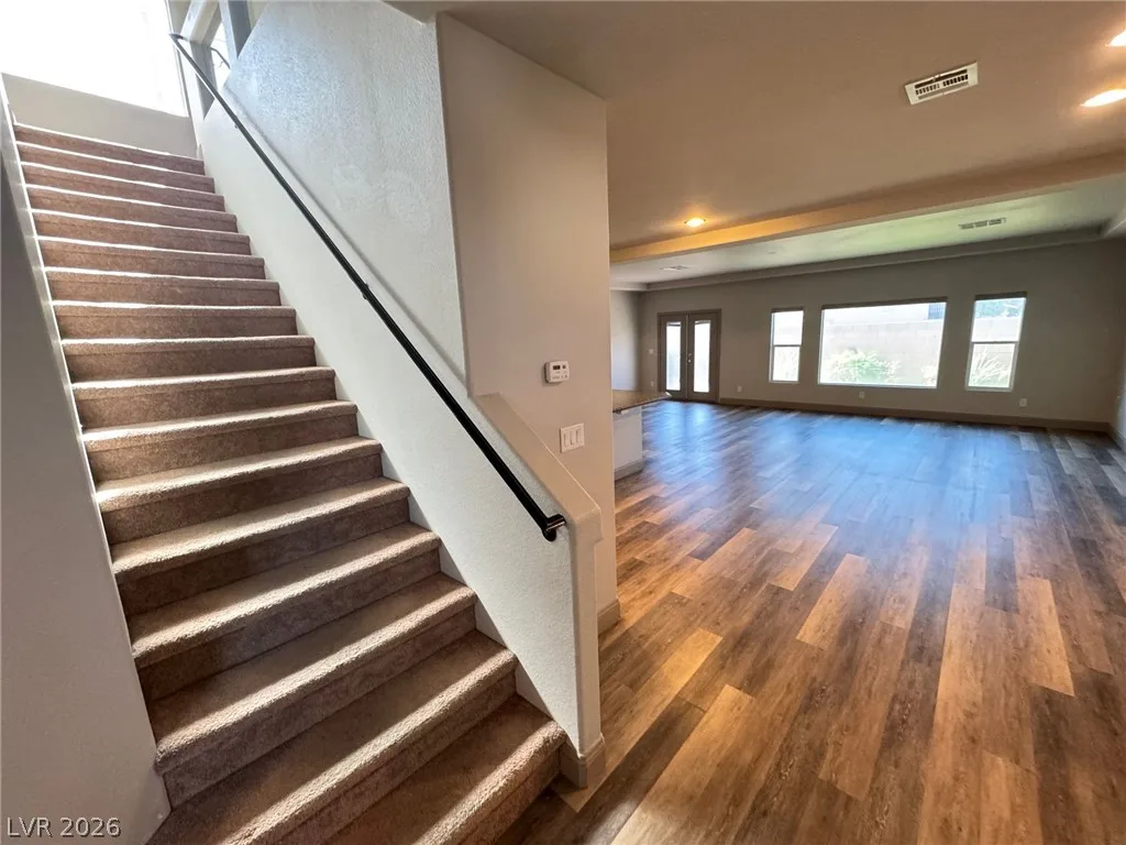 5591 Brimstone Hill Avenue — photo 5