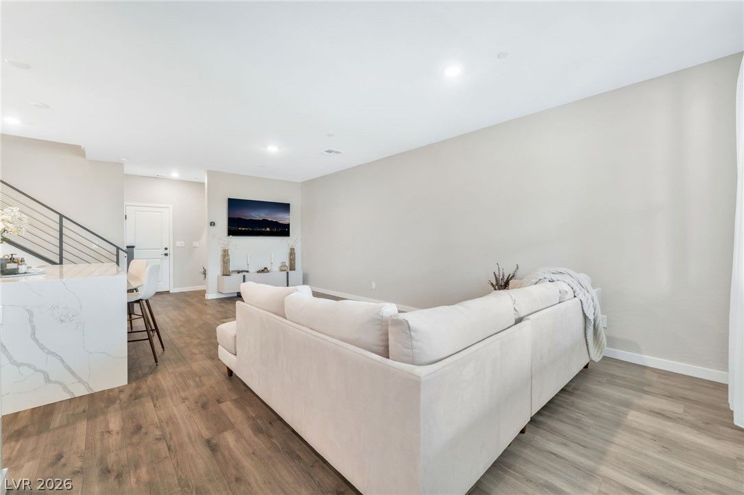 11569 Cedar Shore Avenue — photo 5