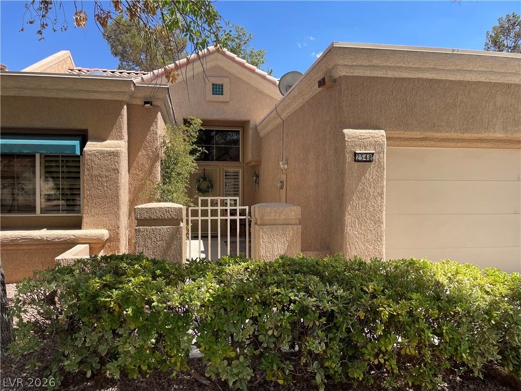 2548 Highvale Drive — photo 2