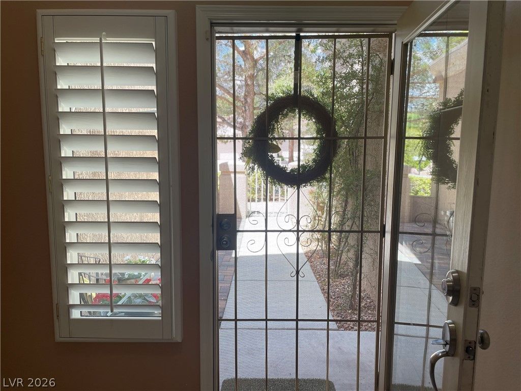 2548 Highvale Drive — photo 5