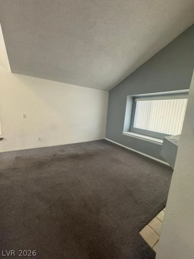 1681 Duarte Drive — photo 5