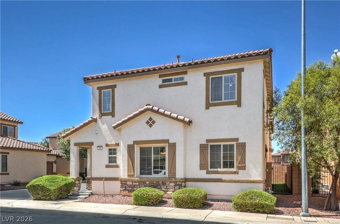 636 Ryan Peak Lane — photo 3 of 40