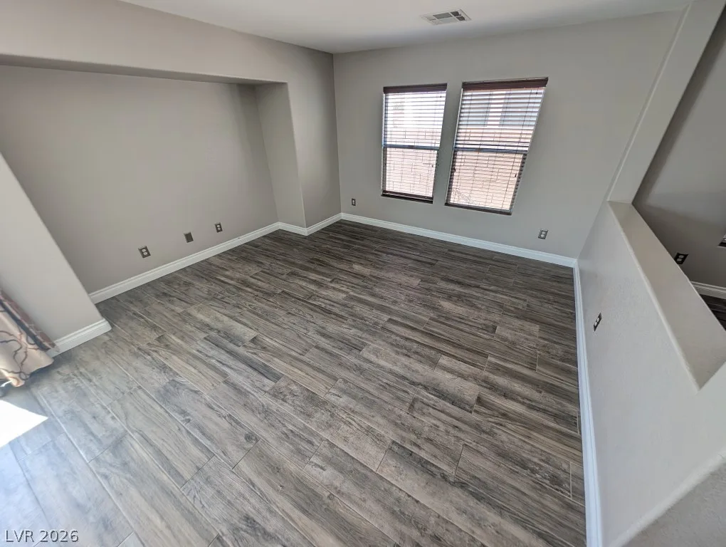 4917 Hostetler Avenue — photo 5