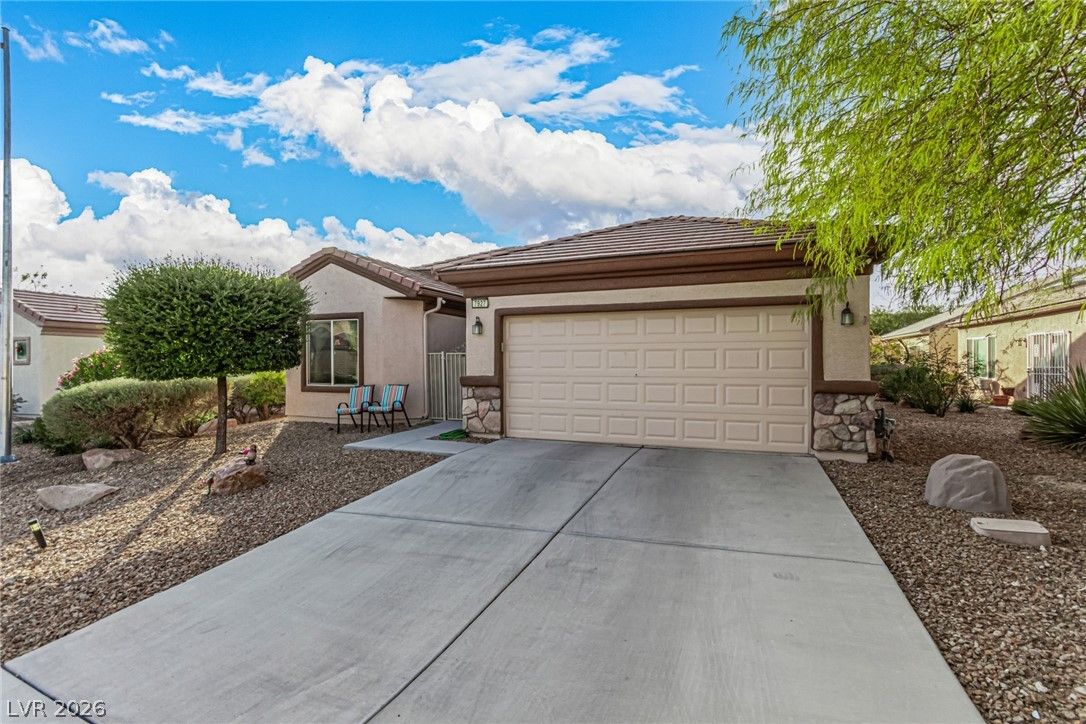 7927 Crested Starling Court — photo 2