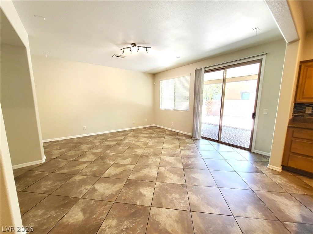 1053 Via Canale Drive — photo 4