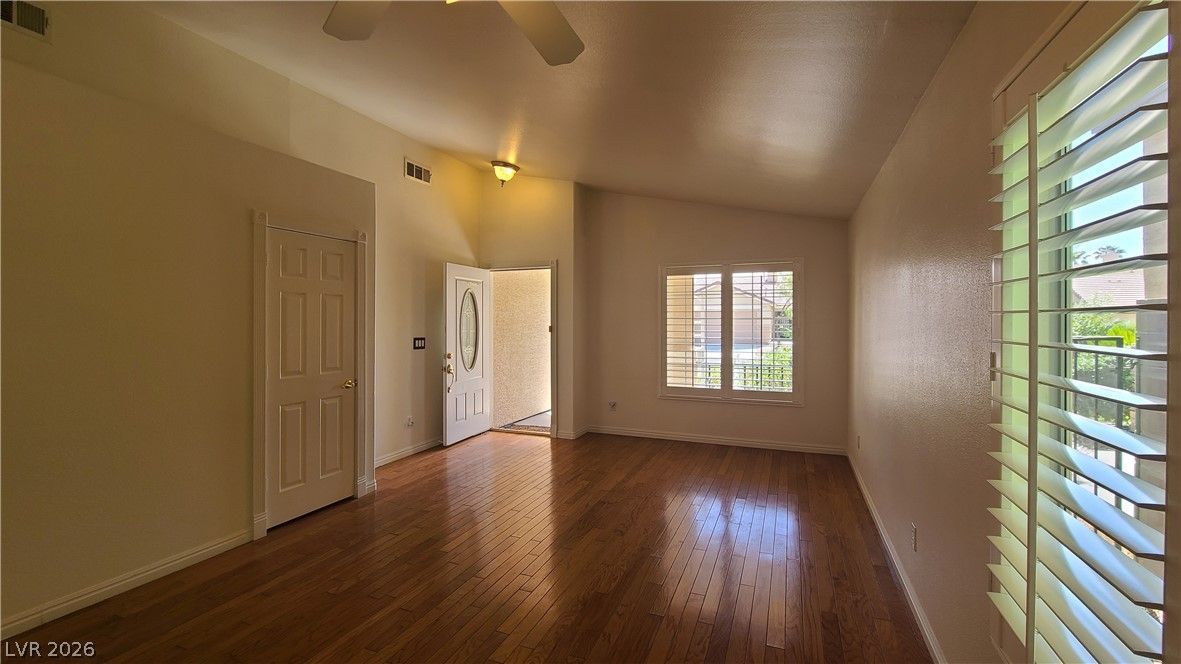 1413 IRON SPRINGS Drive — photo 3