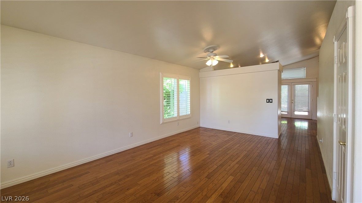 1413 IRON SPRINGS Drive — photo 4