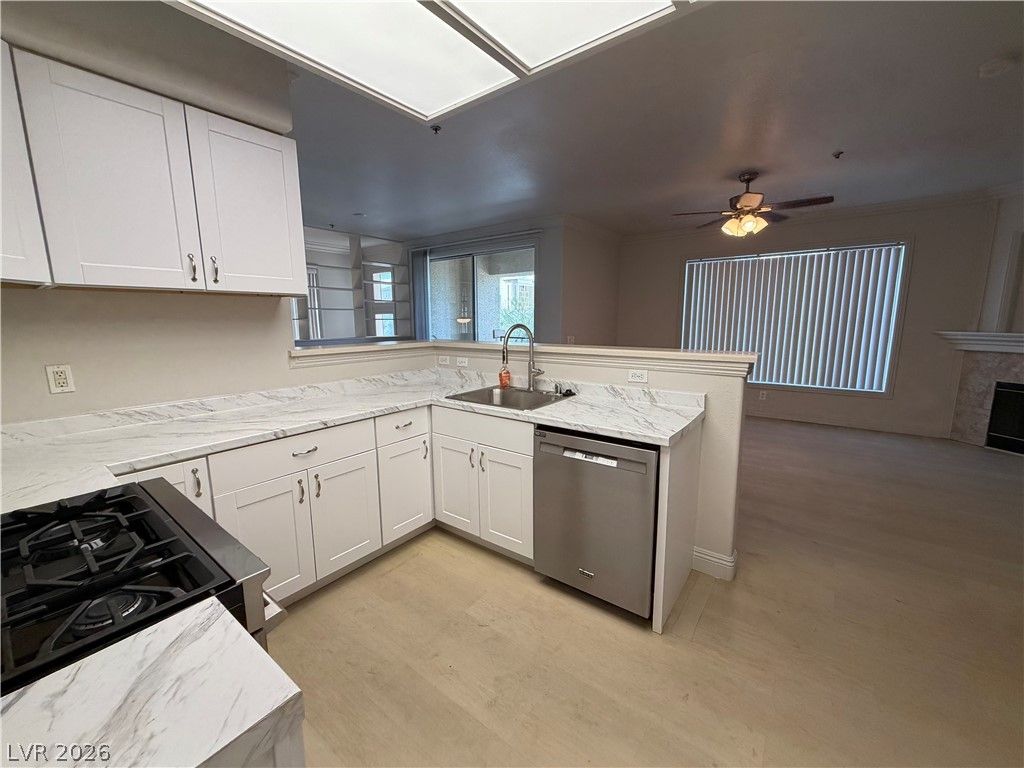 7103 South Durango Drive 214 — photo 5 of 13