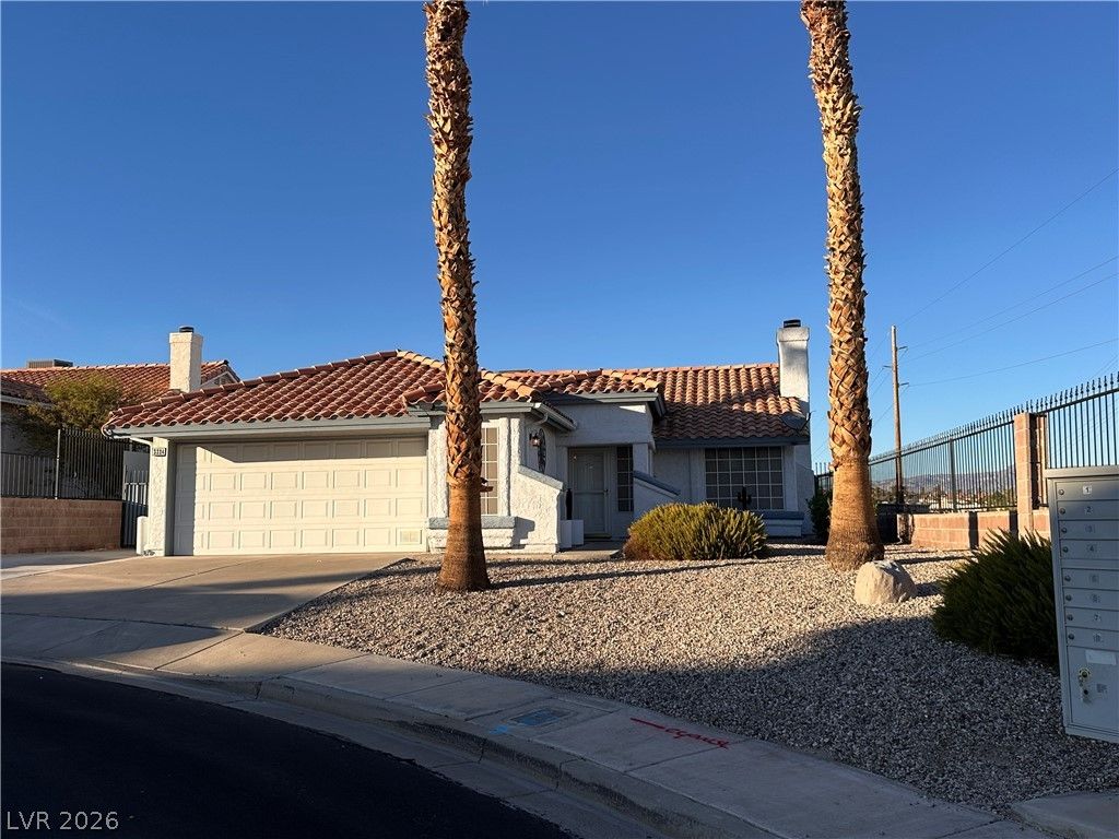 3324 Cactus Springs Drive — photo 1