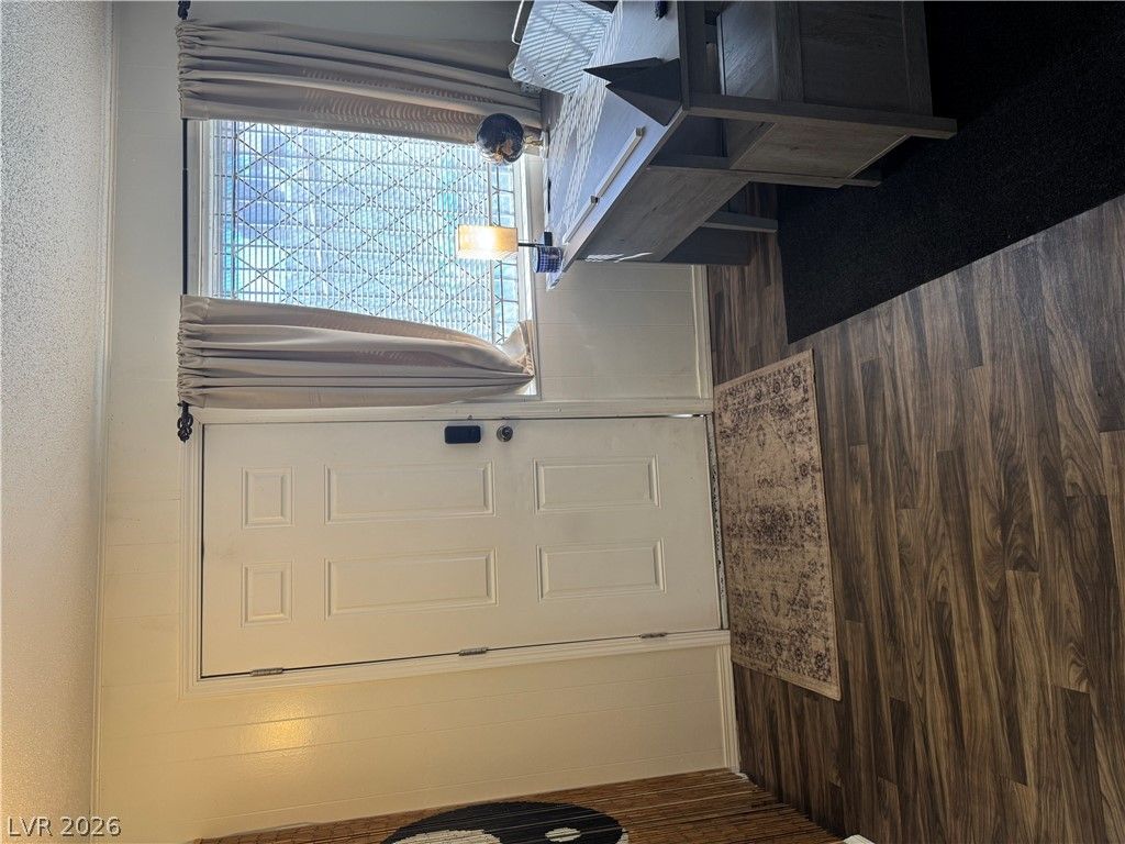3982 Voxna Street — photo 3