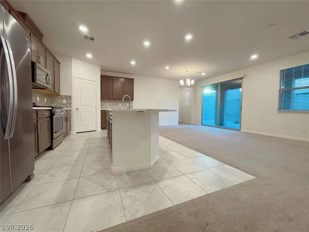 852 Riverlawn Place — photo 4