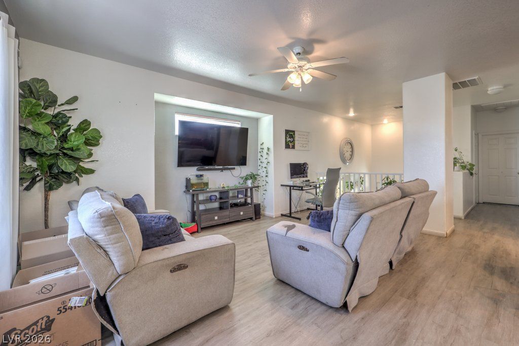 3592 Gloucester Gate Street — photo 5 of 28