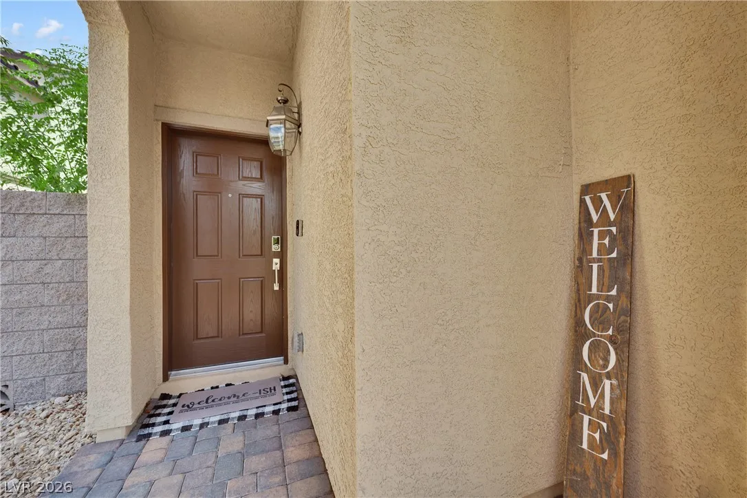 12286 Silvana Street — photo 2