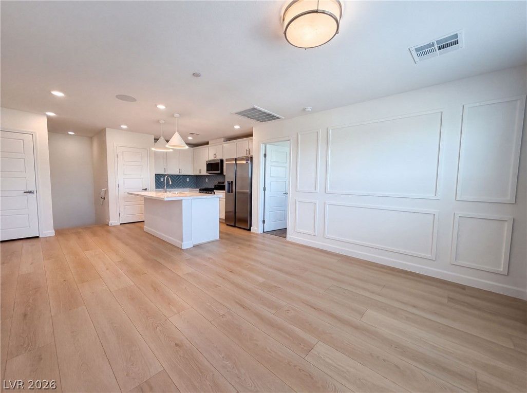 541 Bellum Drive 1064 — photo 3 of 15