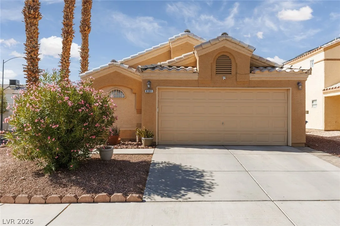 8301 Hydra Lane — photo 2
