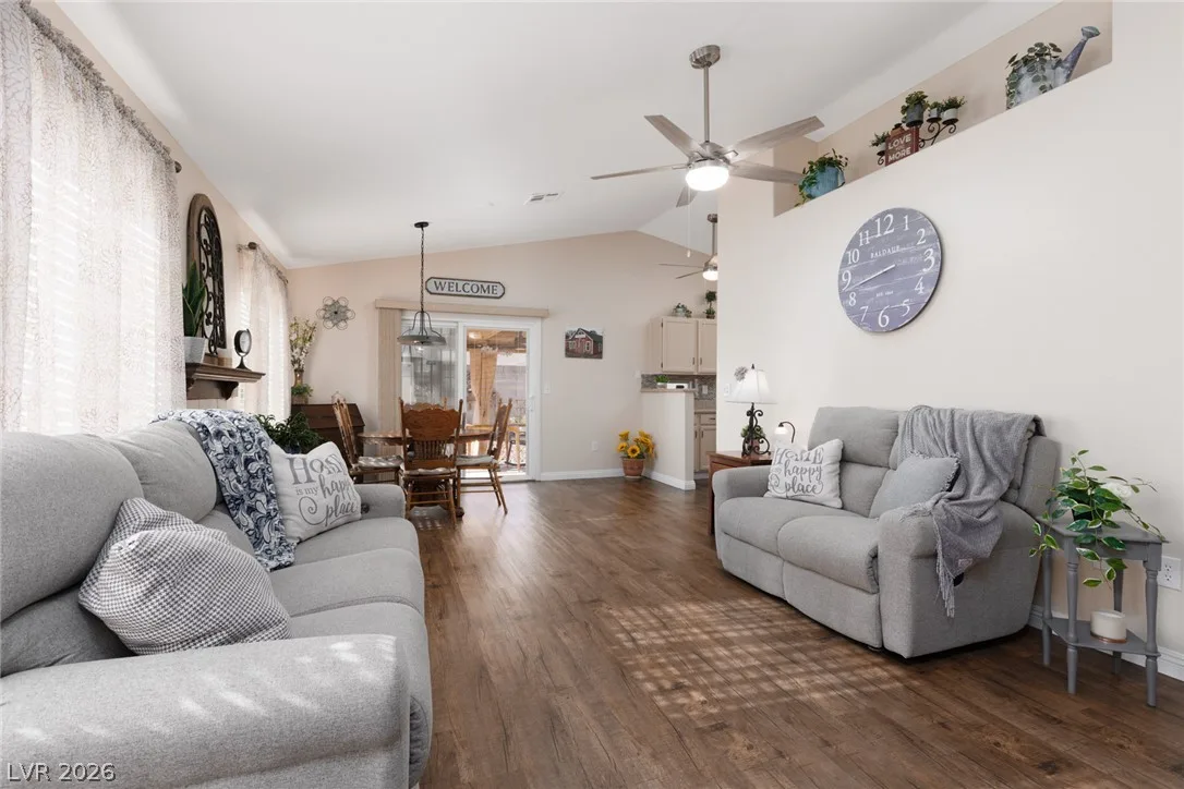 8301 Hydra Lane — photo 5