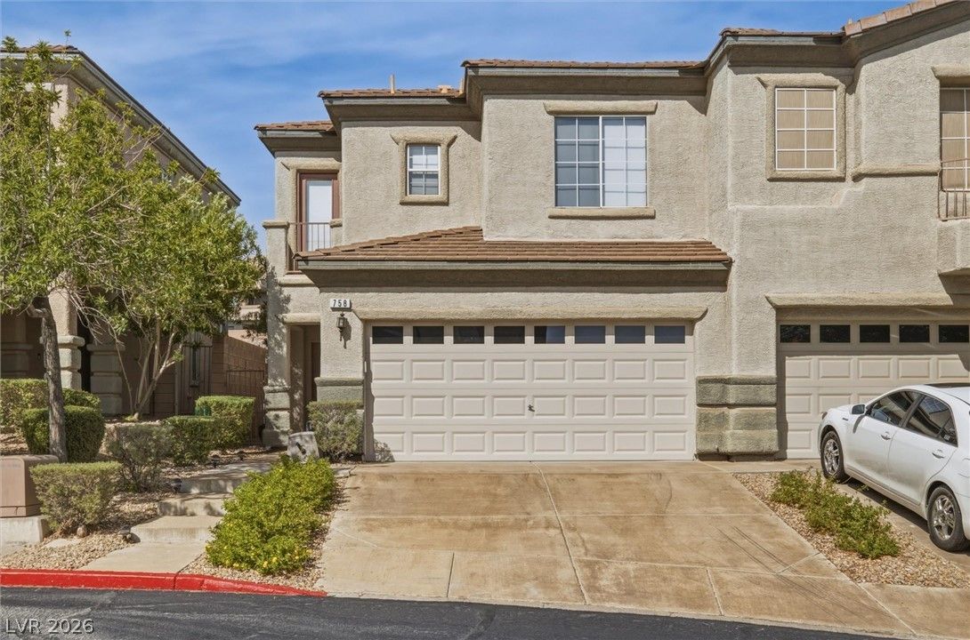 758 Solitude Point Avenue — photo 3