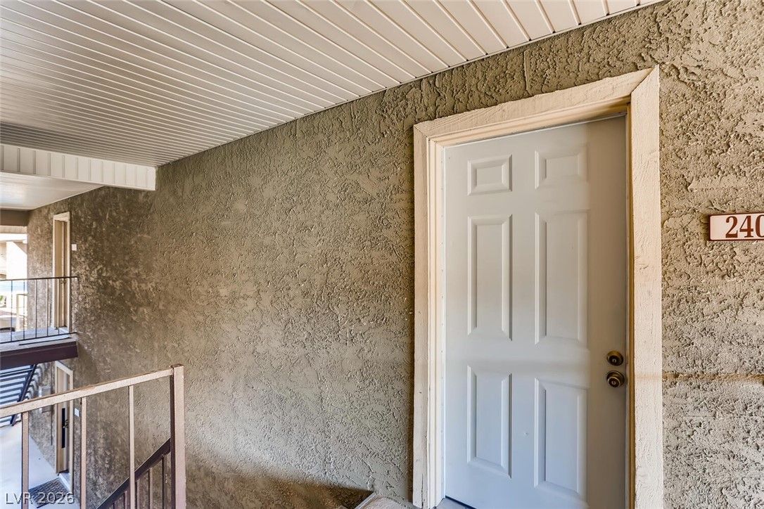 5229 Indian River Drive 240 — photo 5 of 27