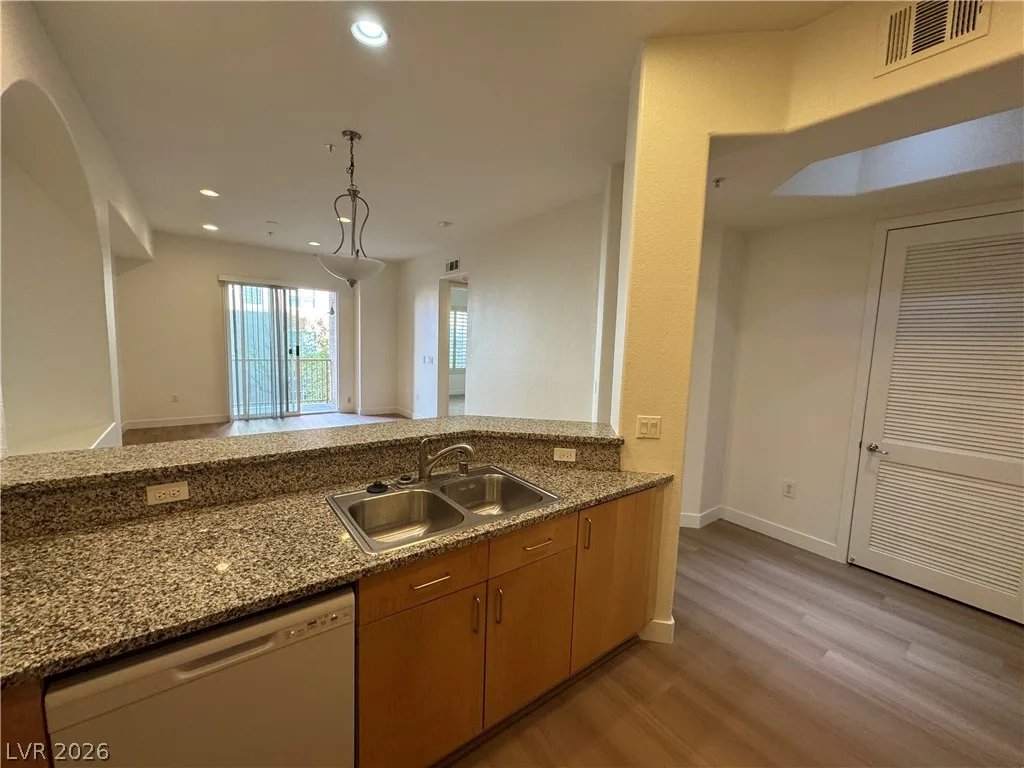 56 East Serene Avenue 216 — photo 4